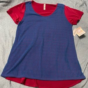 NWT!! Lularoe classic T
